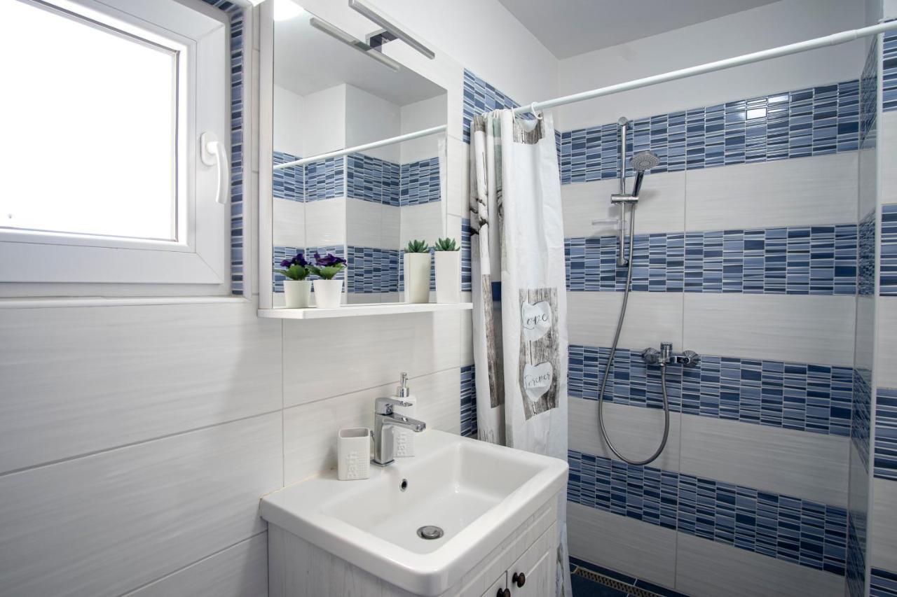 Apartman Luka Fažana Eksteriør bilde